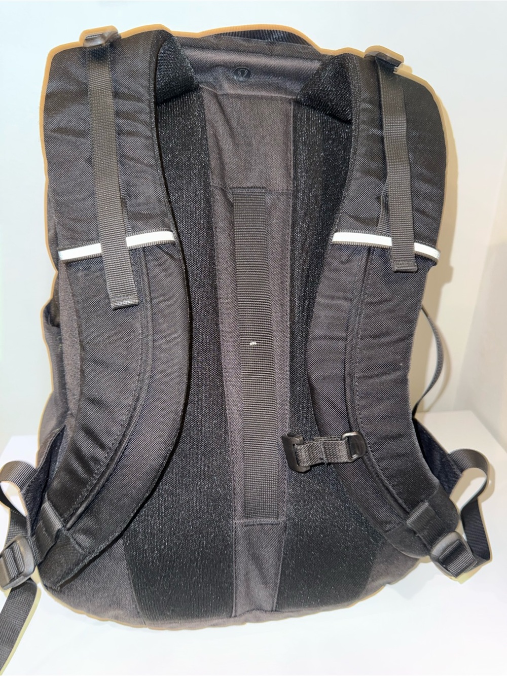 Lululemon Black Double Zip Backpack 22L - Picture 6 of 15